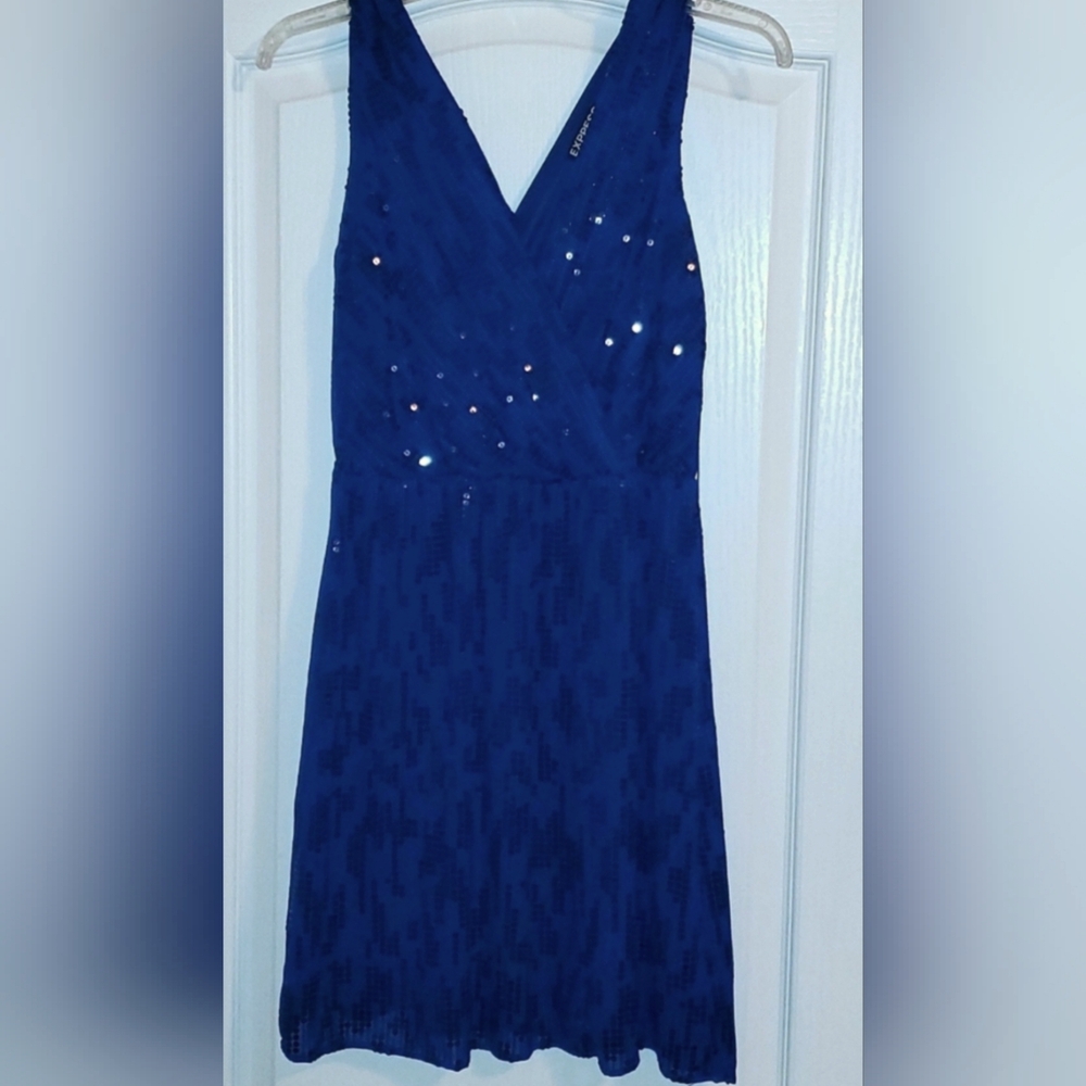 EXPRESS Cocktail Sheath Dress Blue Sequin Sleeveless V Neck Woman Sz XS